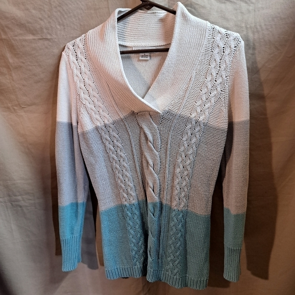 Liz Claiborn knitted Sweater size small